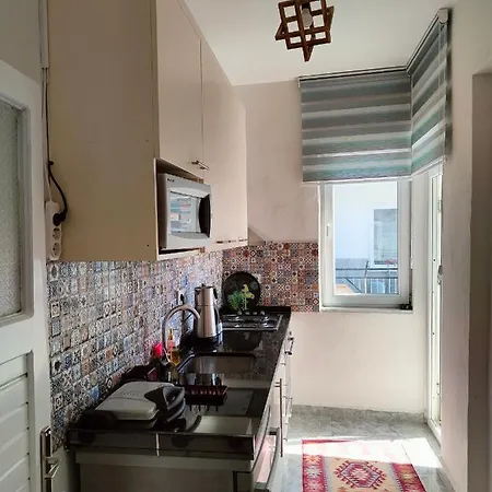 The Life House Apartment